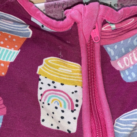 well-loved Little Sleepies pair !! CUUTE 12-18m - Picture 6 of 10